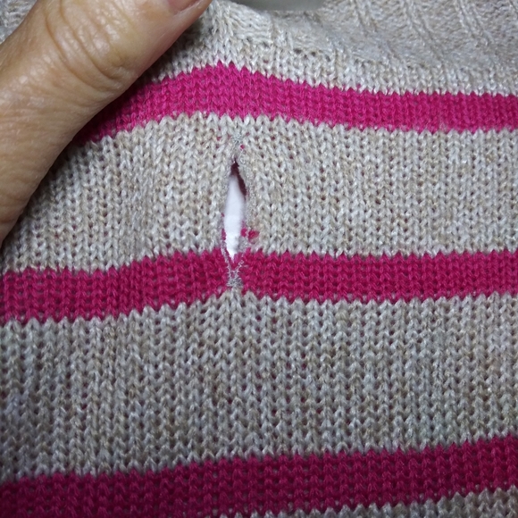 3/$18 Kitty Cat Face Dog Sweater - Picture 4 of 9